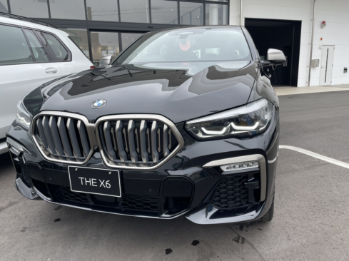 BMW X6 M50i​