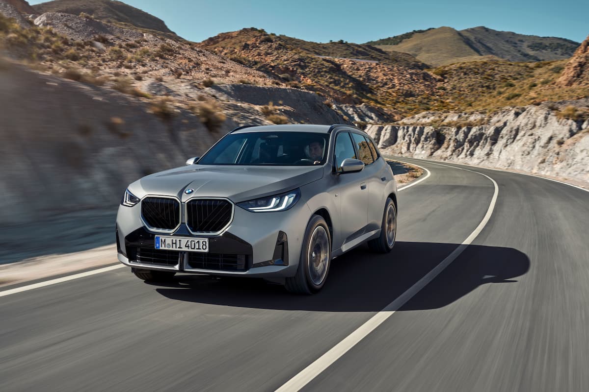 BMW X3 20 xDrive ダイナミック