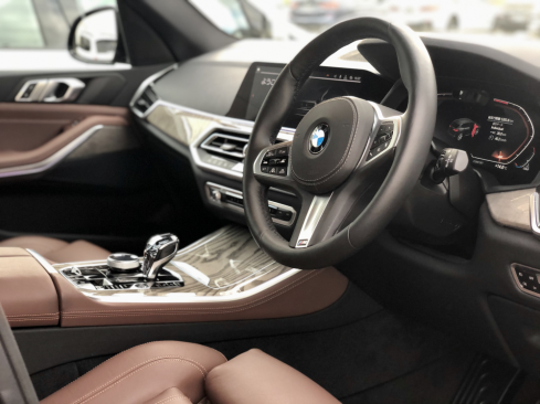 BMW X5 xDrive35d M Sportのインテリア