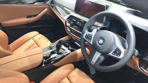 BMW M550i xDrive　内装