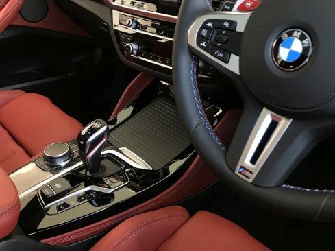 BMW X4 M Competitionのインテリア